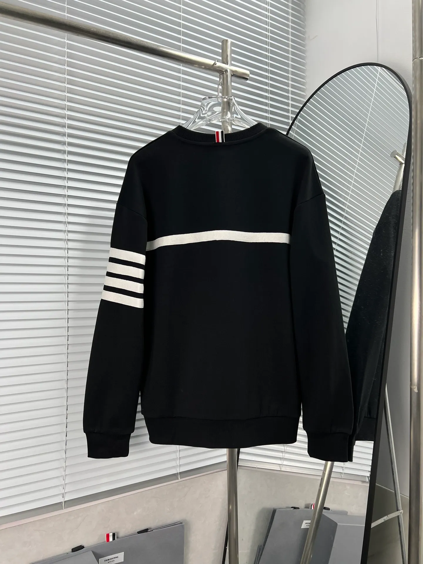THOM BROWNE 2023 /AW 🔥 ， ， ， ， Quality ， Classic Classic ：Black Blue White Sizes：12345